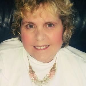 Meet your Posher, Annette